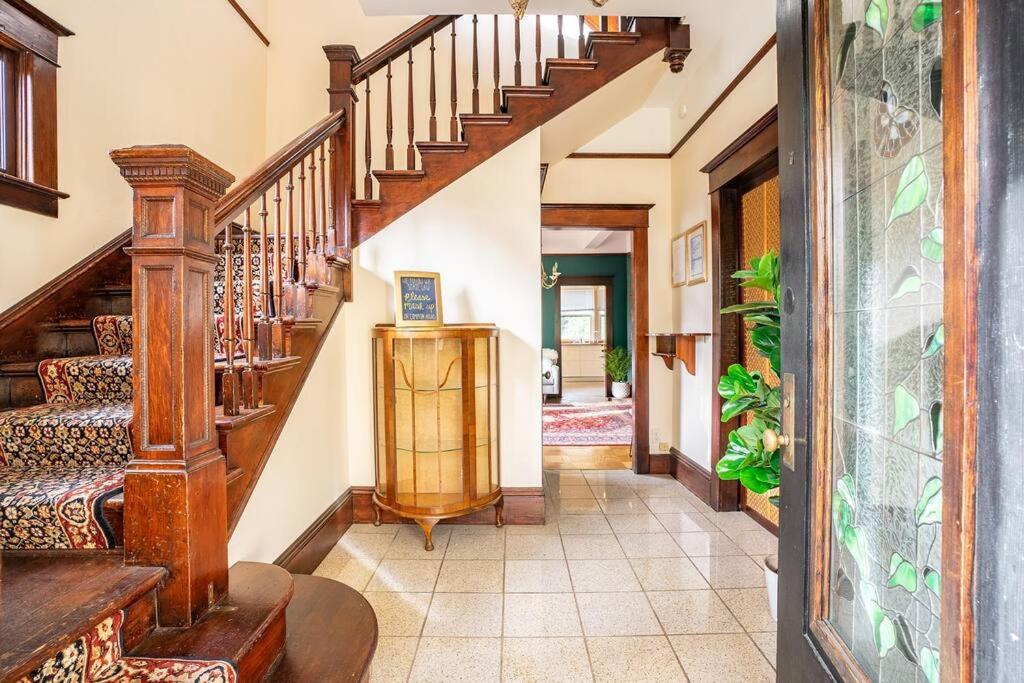 سياتل Charming 1Bd Suite In Capitol Hill - Foxglove Inn المظهر الخارجي الصورة